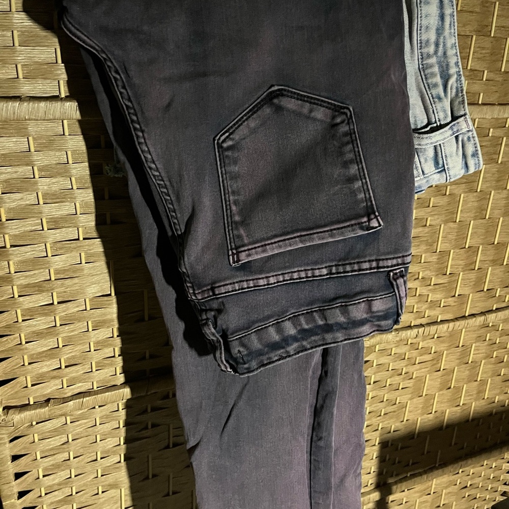Women’s Red Acidwash Jeans